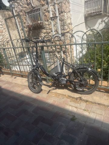 ‏אופניים למכירה