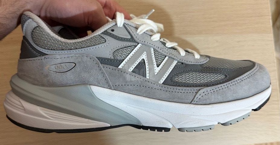 New Balance 990v6