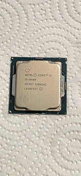 מעבד Intel i5-8400 עם קירור