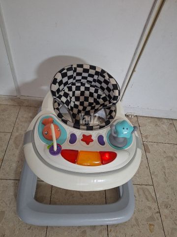 הליכון ישיבה