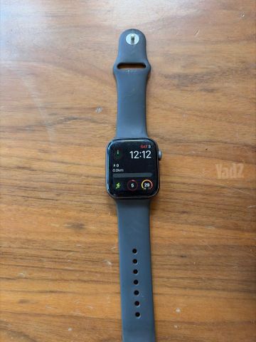 Apple Watch Series 4 - 44mm