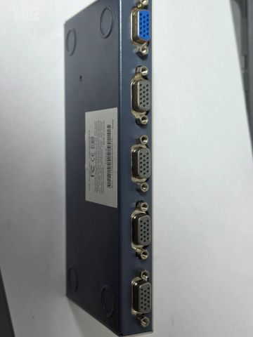מתג KVM של Rextron