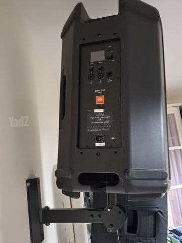 רמקול JBL דגם 715