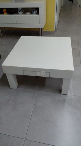 שולחן סלון