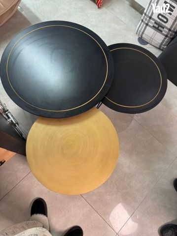 3 שולחנות
