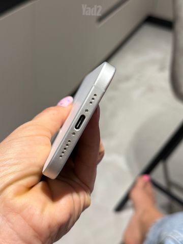iPhone 16 256GB – כמו חדש!