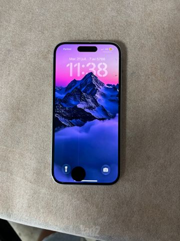 iPhone 15