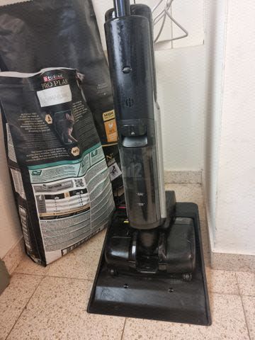 שואב שוטף
