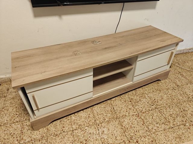 כיסאות