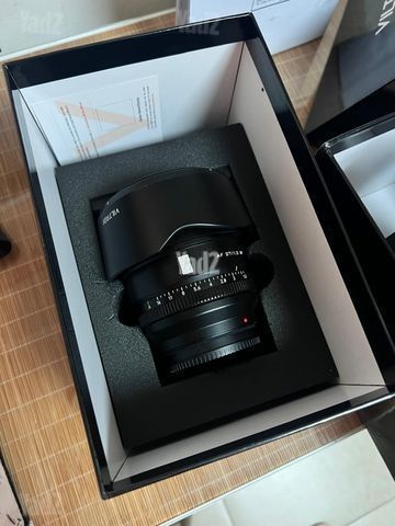 מצלמת FUJIFILM X-T5