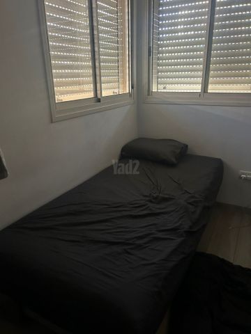 מיטה יחיד