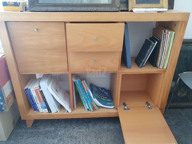 שידת כוורת
