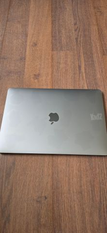 MacBook Pro 2019 13" i5 A2159