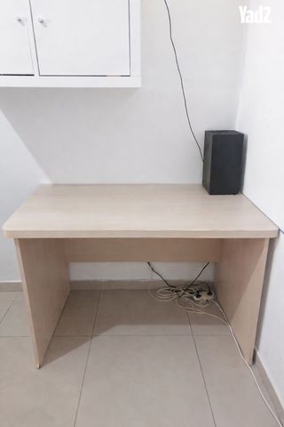 שולחן
