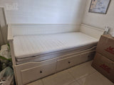 מיטת IKEA HEMNES נפתחת