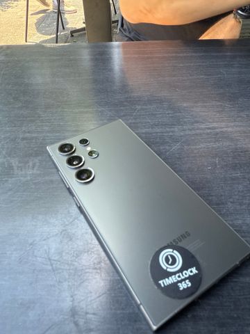 Samsung Ultra 24,256GB