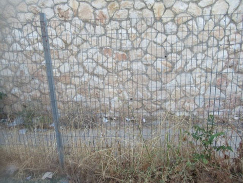 גדר לחצר