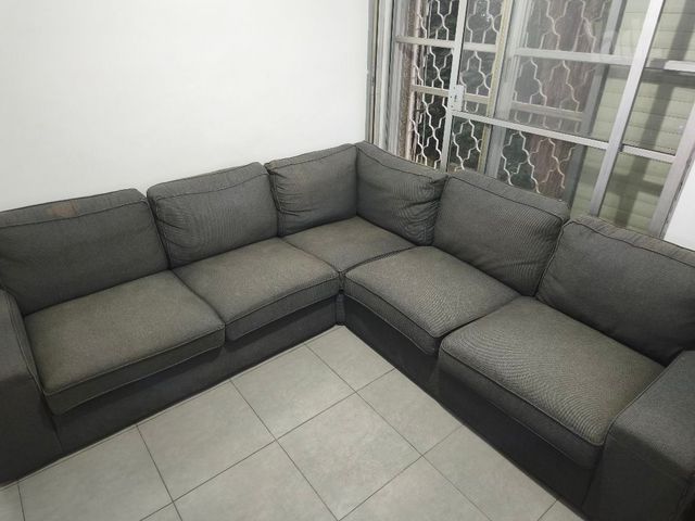 סלון "ר"