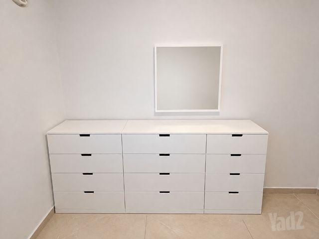 שידת מגירות 2+1