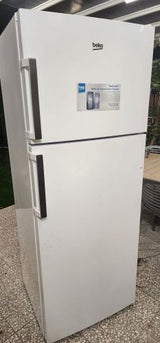מקרר בקו