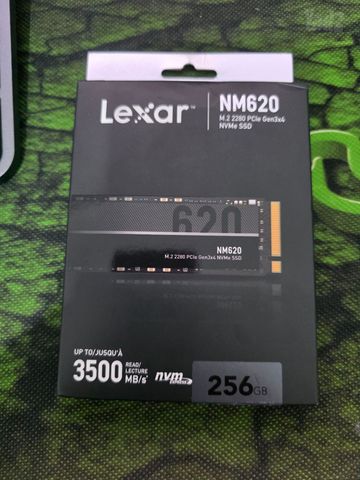 Lexar NM620 בנפח 256GB