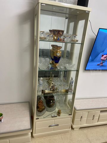 רהיטים