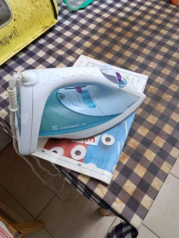 מגהץ אדים