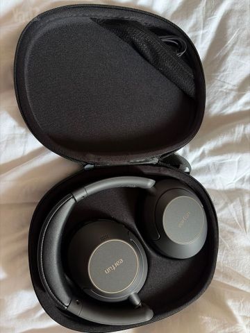 אוזניות Over-Ear עם ANC