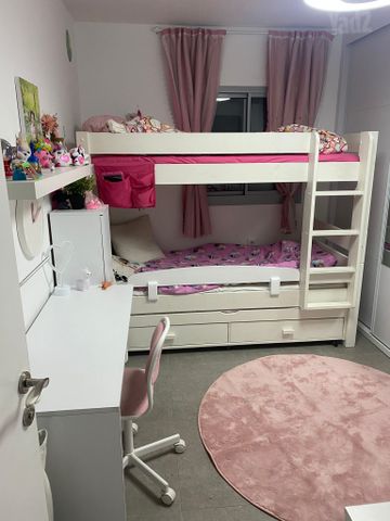 מיטת קומתיים
