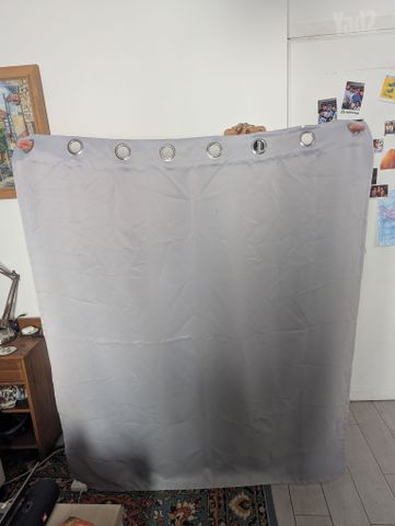 וילון אפור