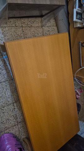שולחן