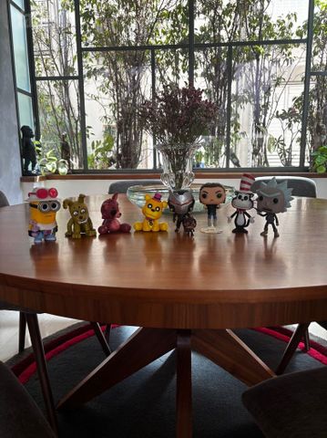 8 בובות funko pop
