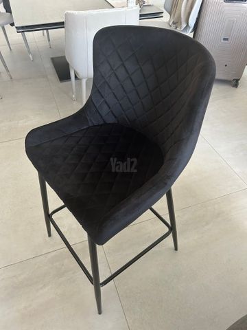 2 כיסאות בר