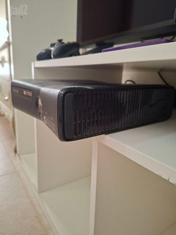 Xbox 360 slim פרוץ