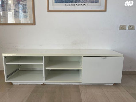 שידה מזנון