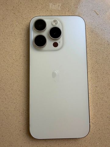 iPhone 15 pro 256gb