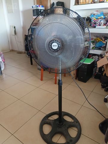 מאוורר עמוד