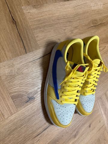 Travis Scott Canary