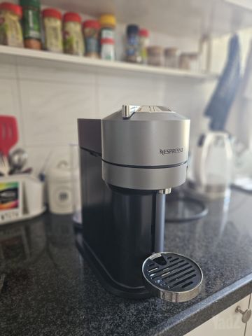 מכונת קפה NESPRESSO