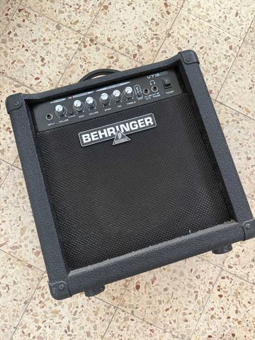 מגבר Behringer VC15CD לגיטרה