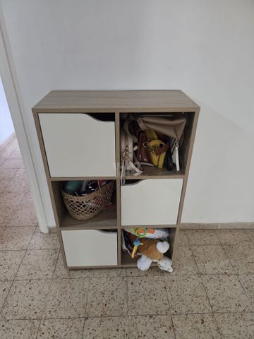 שידת אחסון