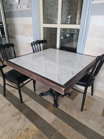 שולחנות שייש
