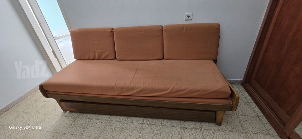 ספה נפתחת