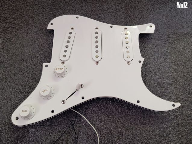 Stratocaster LOADED PICKGUARD