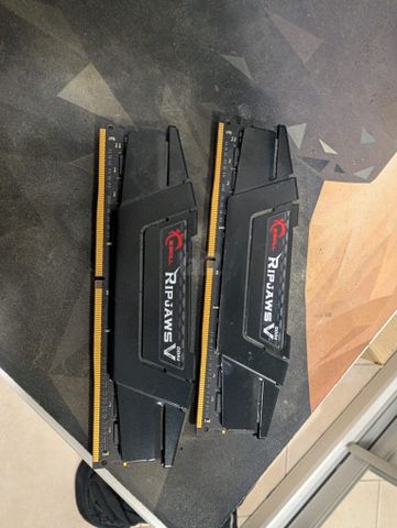 זכרונות g skill DDR 4 16GBX2