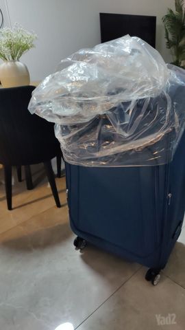 מזוודה חדשה