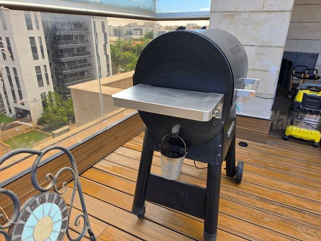 מעשנה Traeger Ironwood 650
