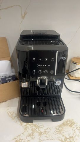 De'Longhi Magnifica ECAM22060B