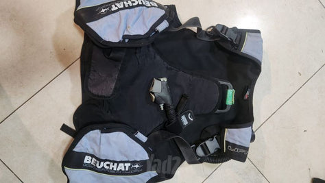 מאזן ציפה (BCD) של Beuchat