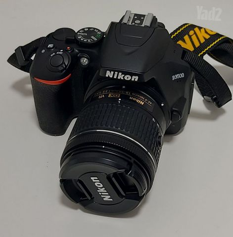מצלמת DSLR מדגם Nikon D3500